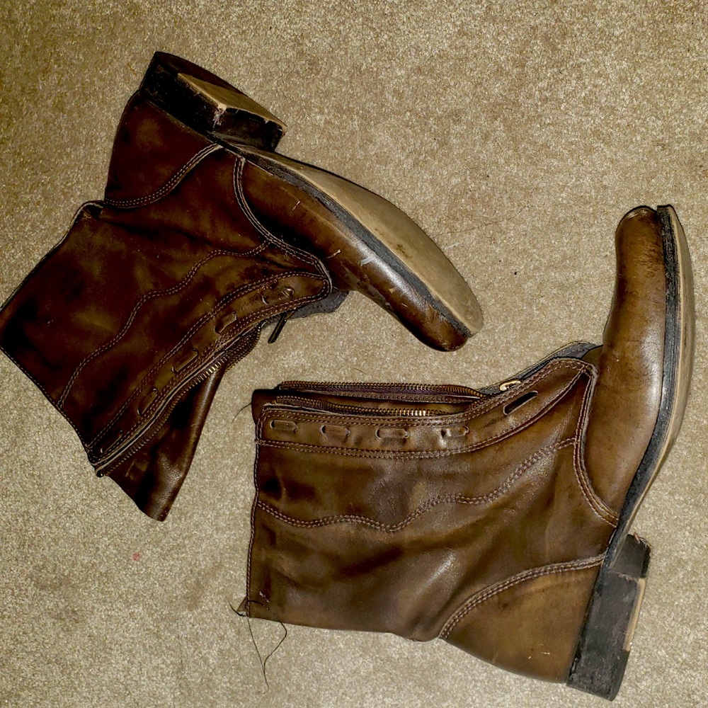 7.5 BROWN COMBAT BOOTIES